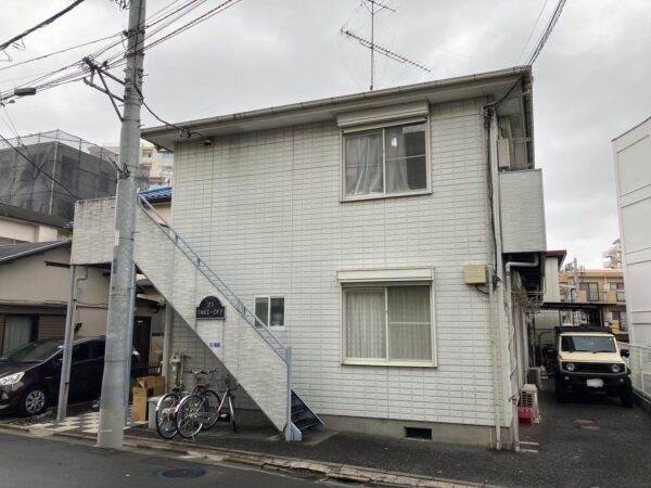 東京都大田区にて屋根塗装・外壁塗装〈築25年アパートの塗装メンテナンス〉の施工前写真